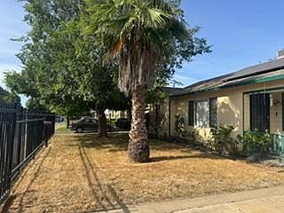 4th image of 5740 63rd St