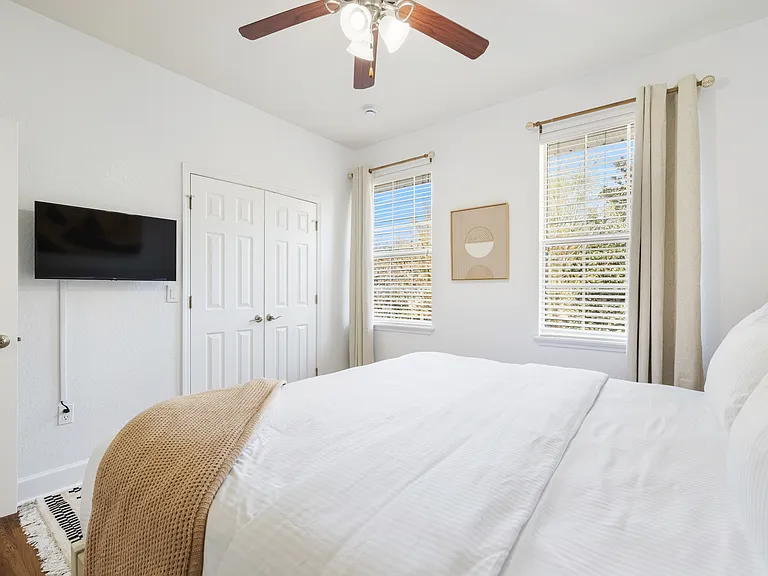 2508 SW 35th Pl #S113 — Photo 9