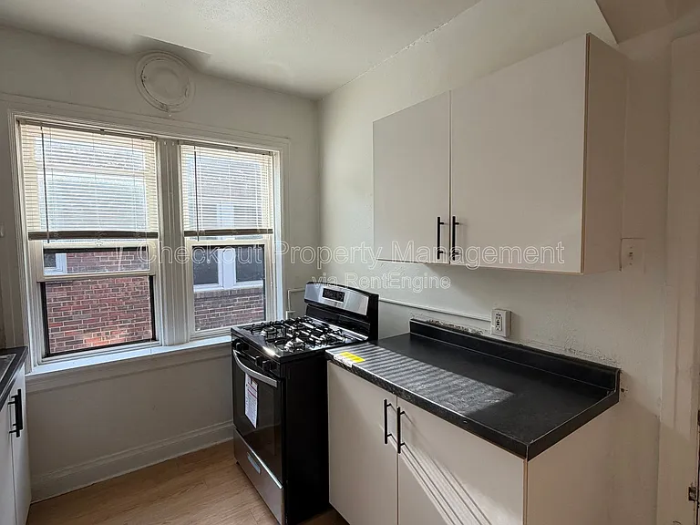 7340 Forsyth Blvd #307 — Photo 3