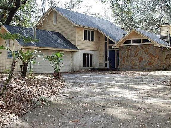 2nd image of 8306 N River Oaks Ct