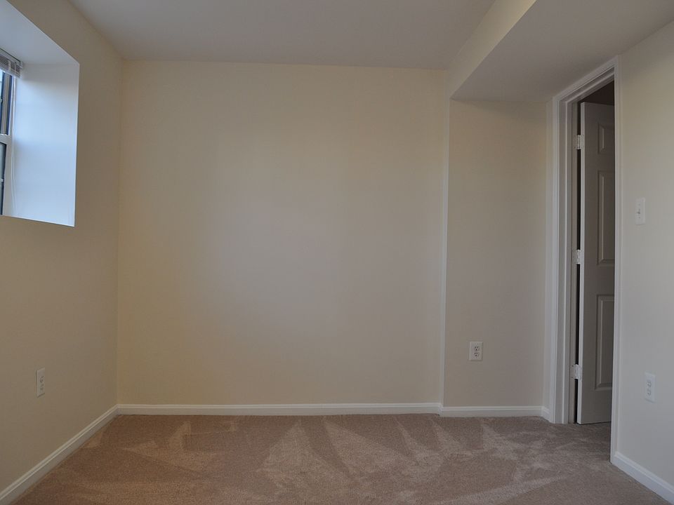 1st image of 4804 Pheasant Brook Ln