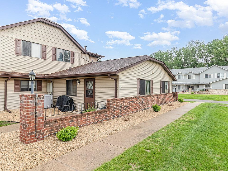 1st image of 151 96th Ln NE