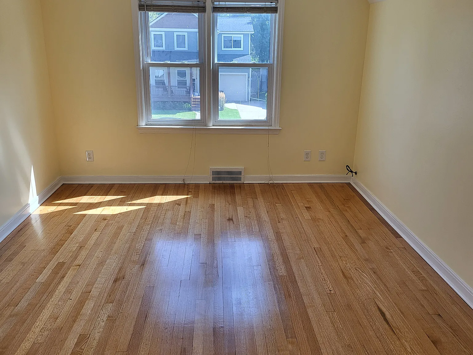 235 Jewell St — Photo 3