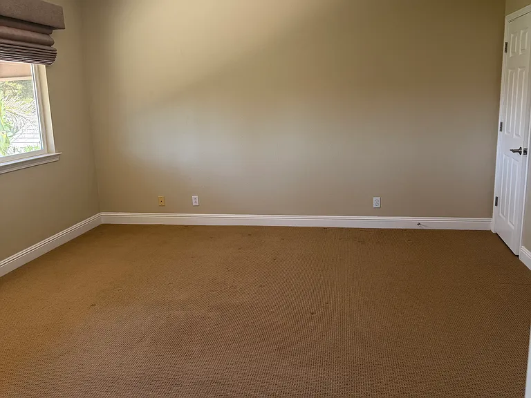 2142 Prestwick Dr — Photo 32