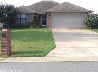 1735 Duke St, Conway, AR 72032