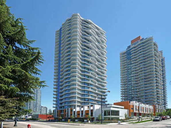 13318 104th Ave #1701, Surrey, BC V3T 0R2