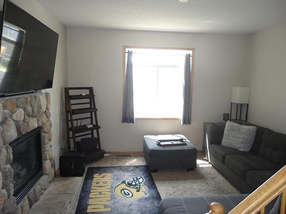 4th image of 7735 Lachman Ave NE