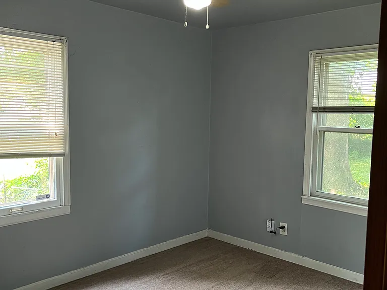 2715 Haskell Ave — Photo 8