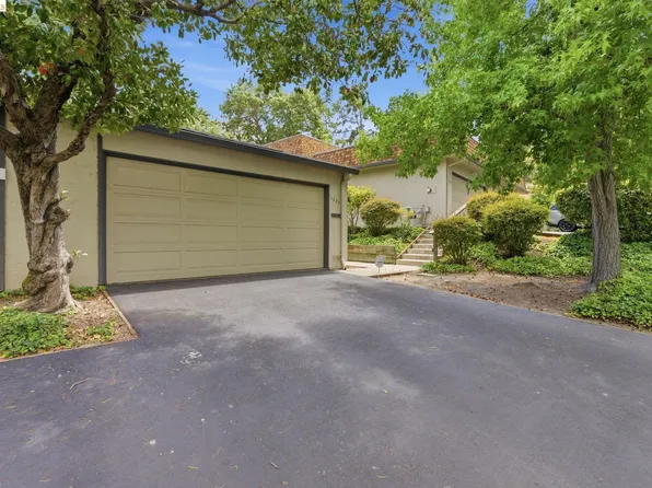 1833 Holland Dr, Walnut Creek, CA 94596