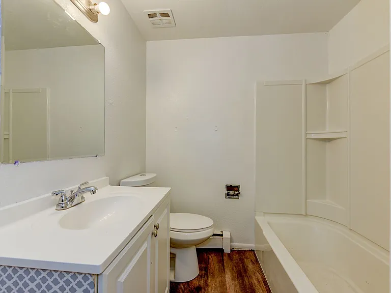 8721 W 62nd Ave — Photo 10