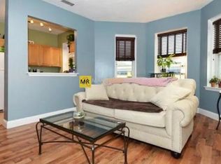 1427 Commonwealth Ave APT 502, Brighton, MA 02135