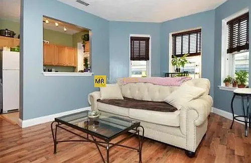 1427 Commonwealth Ave Photo 1