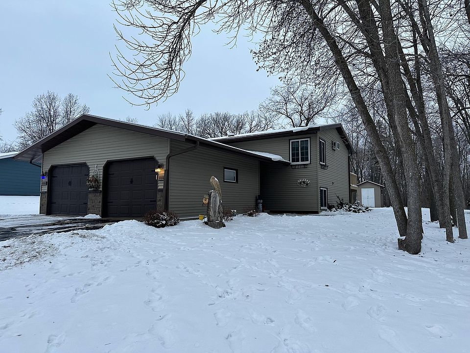 1st image of 1054 Villa Ln