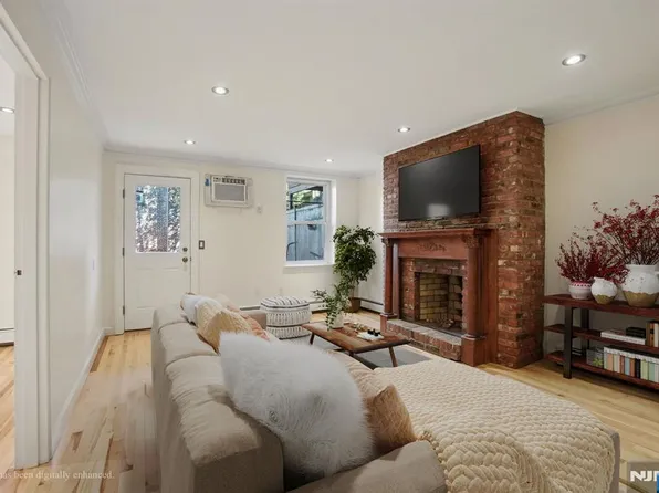 124 Mercer St APT 2, Jersey City, NJ 07302