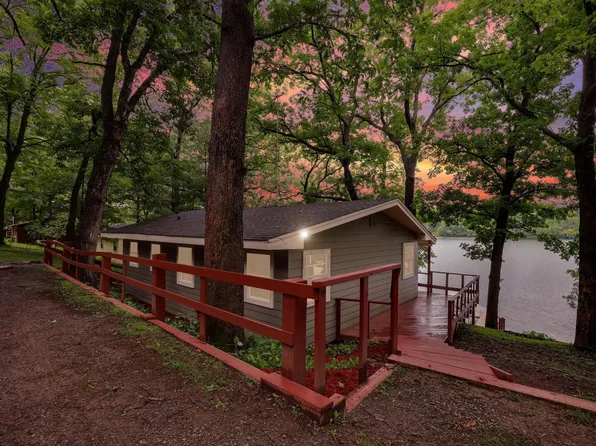 1625 Niles Ln, Centuria, WI 54824