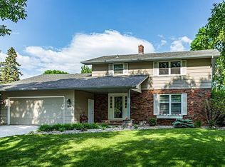 1241 Oak St N, Fargo, ND 58102
