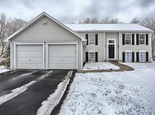28 Monarch Ln, Mechanicsburg, PA 17050