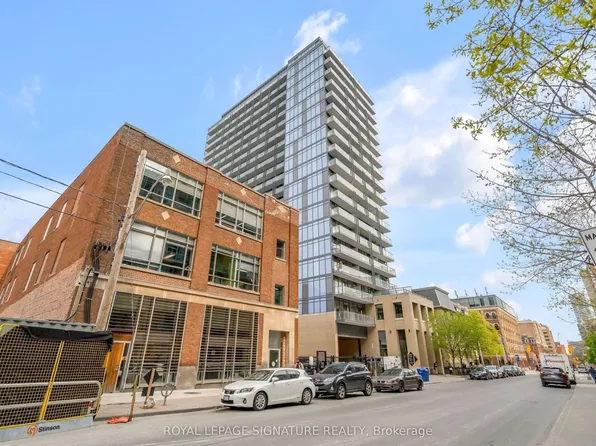 105 George St, Toronto, ON