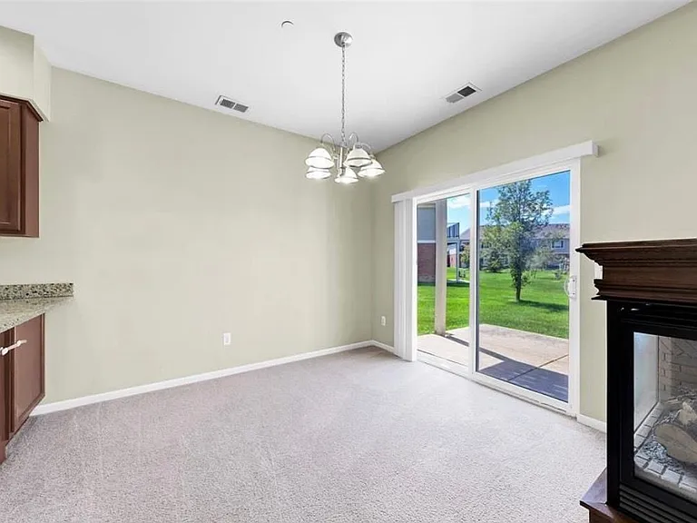 14357 Shadywood Dr — Photo 7