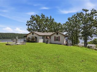 30643 Rosey Ln, Edwards, MO 65326