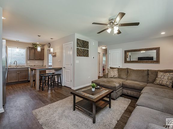 View of the LR into the Kitchen