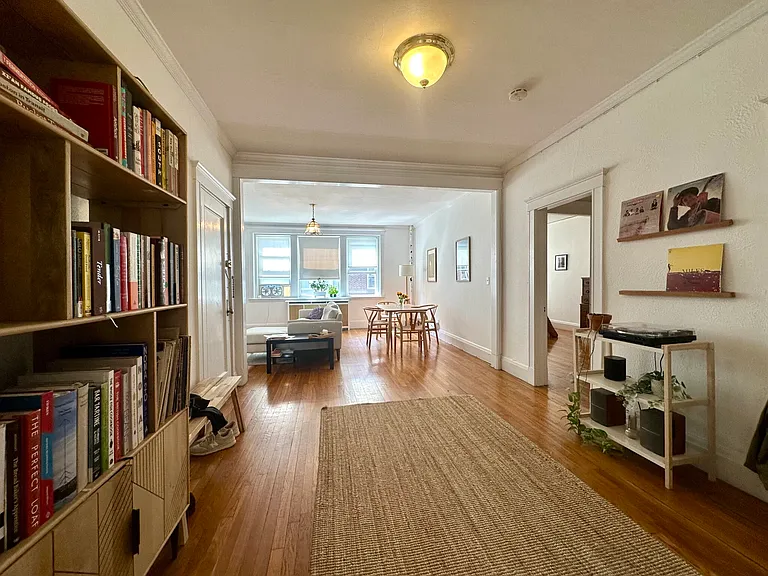 44 Longwood Ave #3 — Photo 3