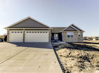 3516 Peach Tree Dr, Springfield, IL 62711