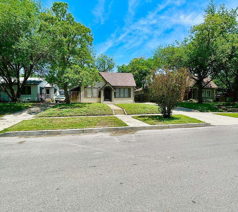 1st image of 307 FURR DR
