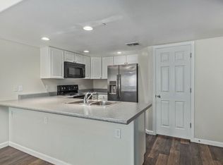 Venture Townhomes on 17th, Phoenix, AZ 85015