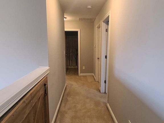 5th image of 293 White Oak Trce