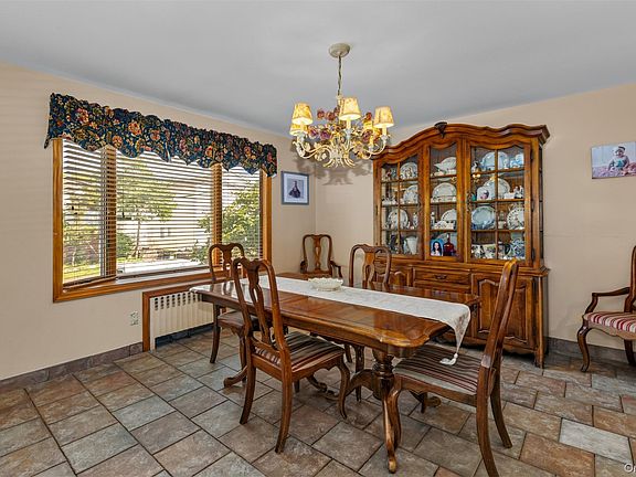 5th image of 498 Cedarhurst Avenue