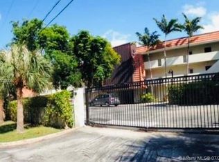 6855 E Edgewater Dr #1DN, Coral Gables, FL 33133