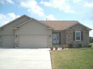 9772 Augusta Ln, Piqua, OH 45356