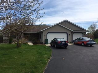 8434 Schmidt Dr, Allenton, WI 53002