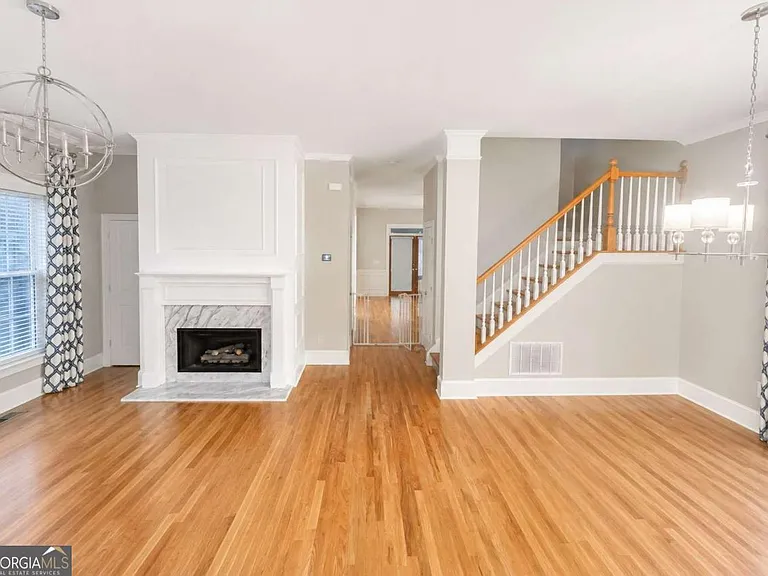479 Woodward Ave SE — Photo 8