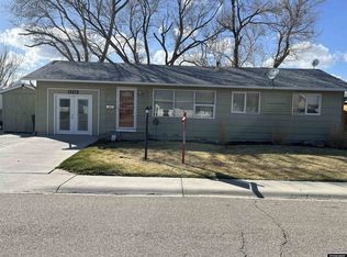 1318 McKinley Ave, Rock Springs, WY 82901