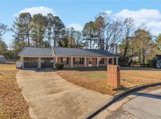 1999 Sewing Cir, Lithonia, GA 30058