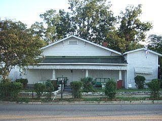 2nd image of 806 E Newton St