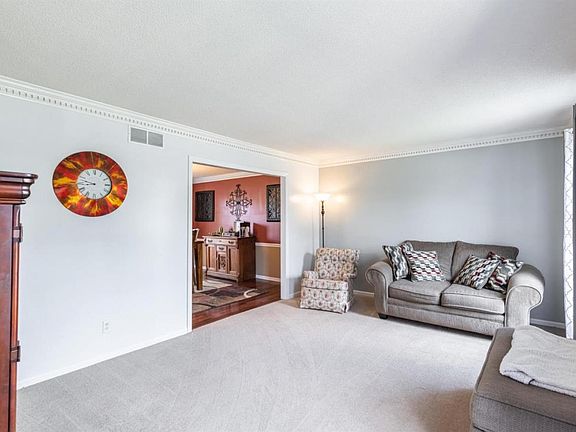 3rd image of 4508 Rosewood Ct