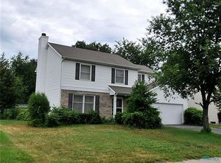36 Sandbury Ct, Holland, OH 43528