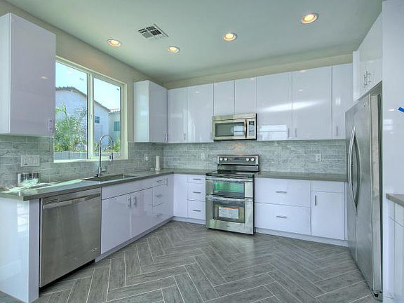 4th image of 1734 W Minton St