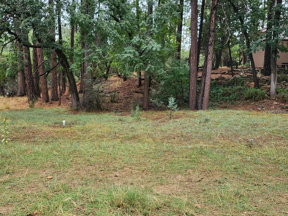 1st image of LOT 32 N Woodland Walk