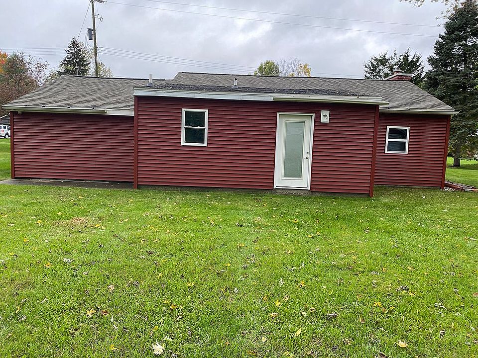 1st image of 1327 Lake Ave