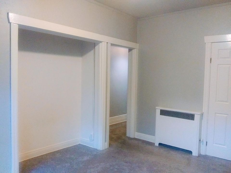 1st image of 4001 Greenwood Ave APT 6