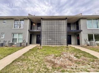 1992 Cambridge Dr #4B, Lexington, KY 40504