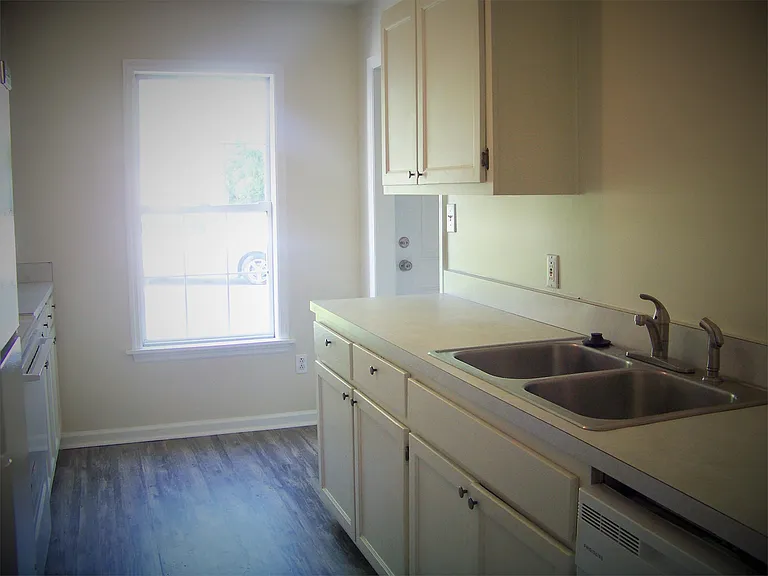 108 Christopher Ct — Photo 8