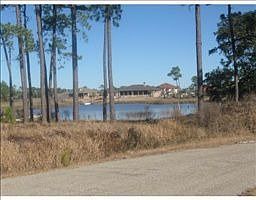 4th image of 16050 Lorraine Cir