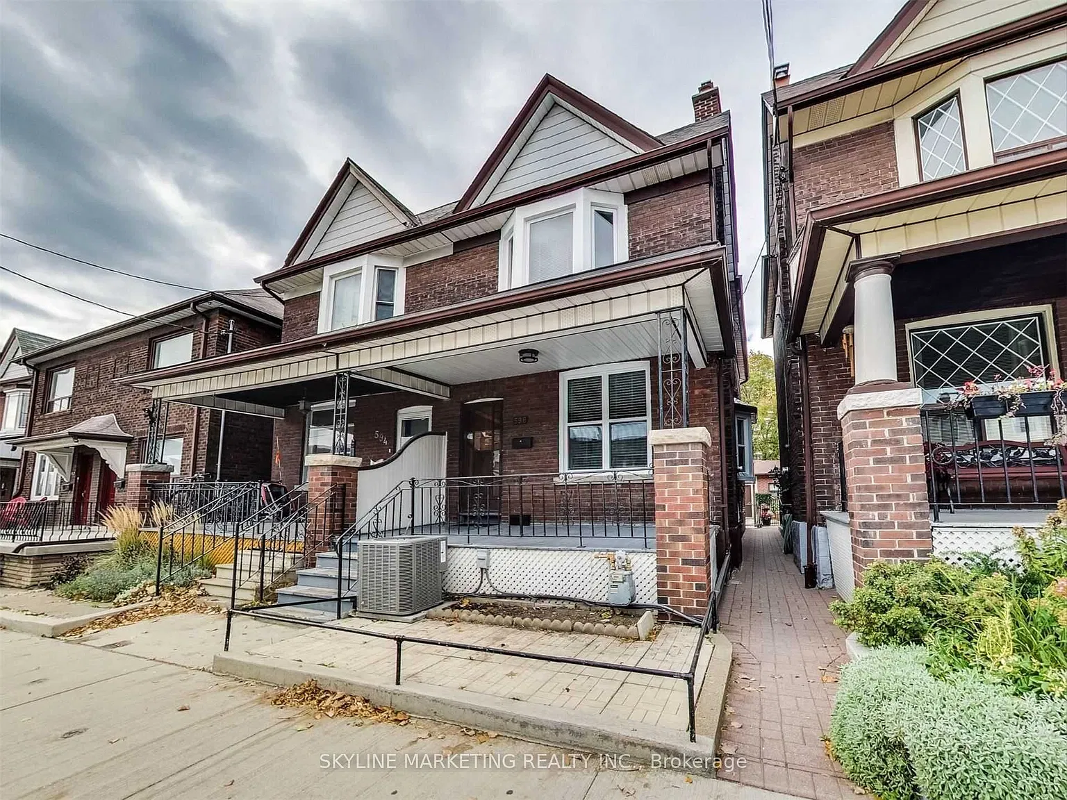 3 bed, $2,660 — Photo 1