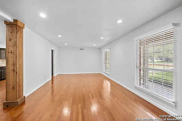 202 Donella Dr — Photo 9