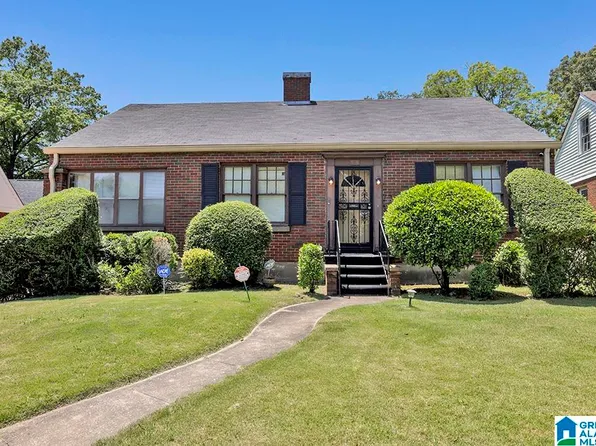946 5th Pl W, Birmingham, AL 35204